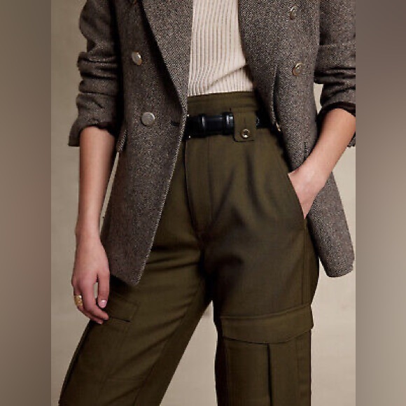 Banana Republic Lido wool cargo pants with tie bottoms- army green - Picture 4 of 4